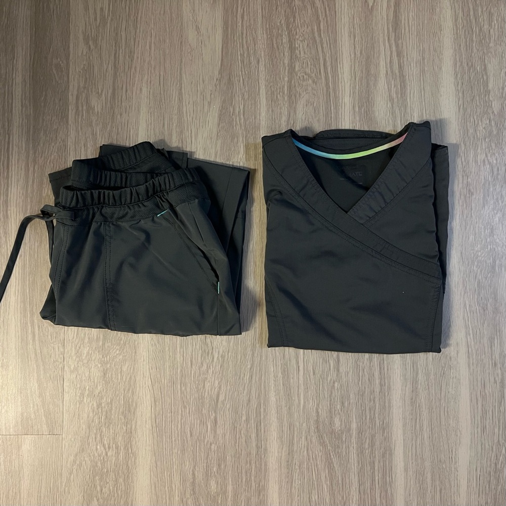 Grey Scrubstar set